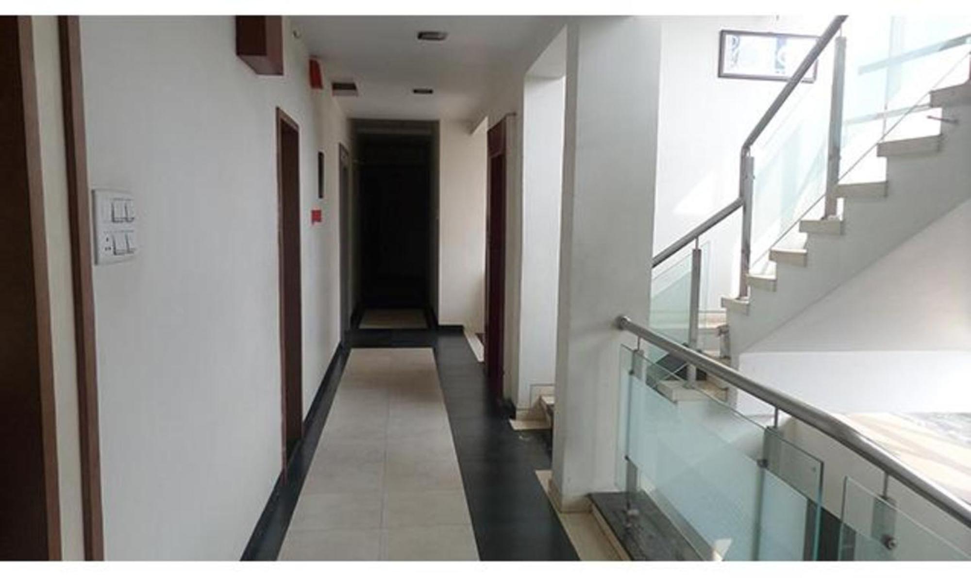 Fabhotel Skylark Inn Nashik Εξωτερικό φωτογραφία