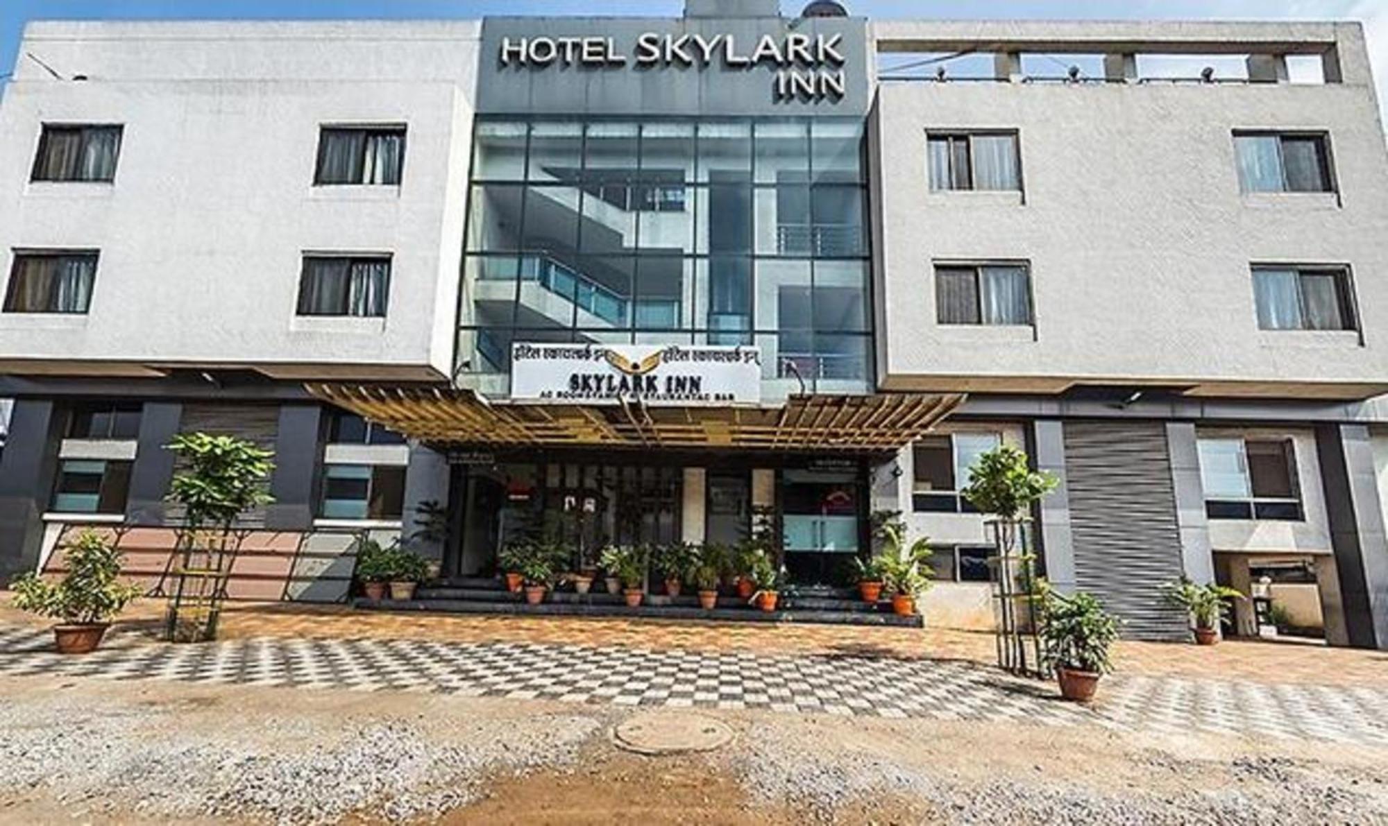 Fabhotel Skylark Inn Nashik Εξωτερικό φωτογραφία